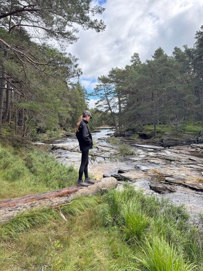 Picturesque riverside viewpoints along the path