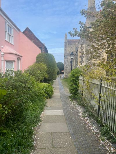 Approaching the Church of St Mary on Church Square