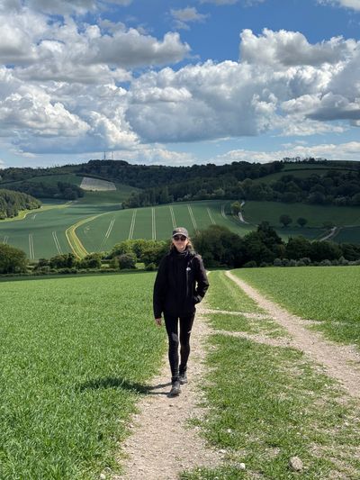 Climbing the gentle hill out of Upwaltham